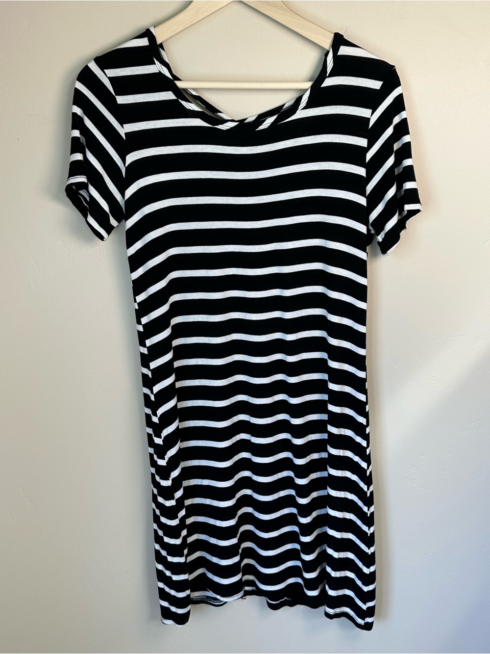 Olivia Rae Women’s Large Black & White Midi Stripe Knit Sundress Crisscross Back